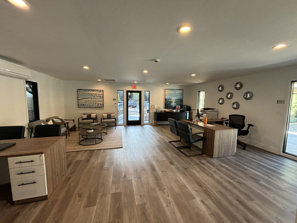 Skylark Apartments